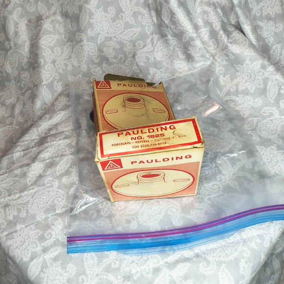 2 Vintage white 4" Paulding Porcelain Light fixtures with ruined boxes 1625 NOS - Picture 4 of 7